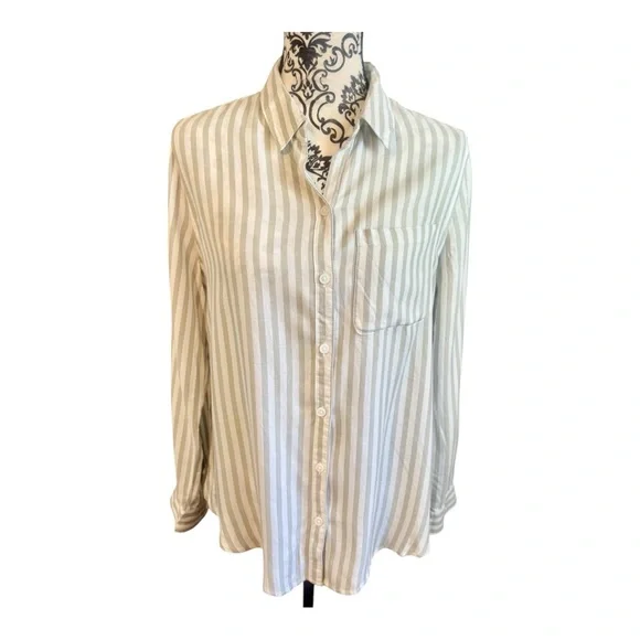 BEACHLUNCHLOUNGE Striped Hi-Low Button Down Shirt - Picture 1 of 7